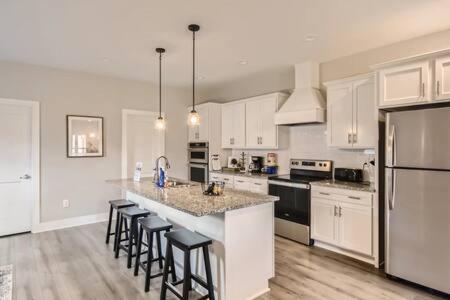 New Build 5 Min To Broadway Sleeps 10 Villa Nashville Eksteriør billede
