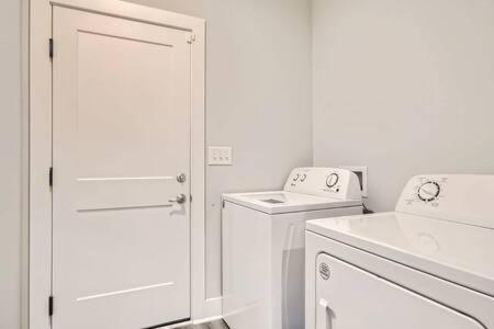 New Build 5 Min To Broadway Sleeps 10 Villa Nashville Eksteriør billede